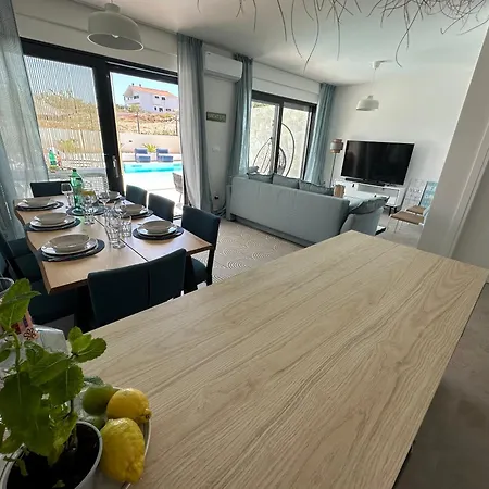 Lemon Navy House Hébergement de vacances Vodice